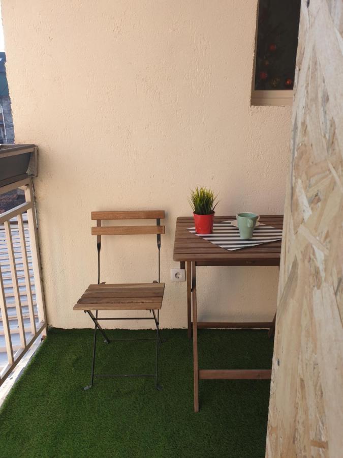 Studio appartment Savski Trg Belgrad Exteriör bild